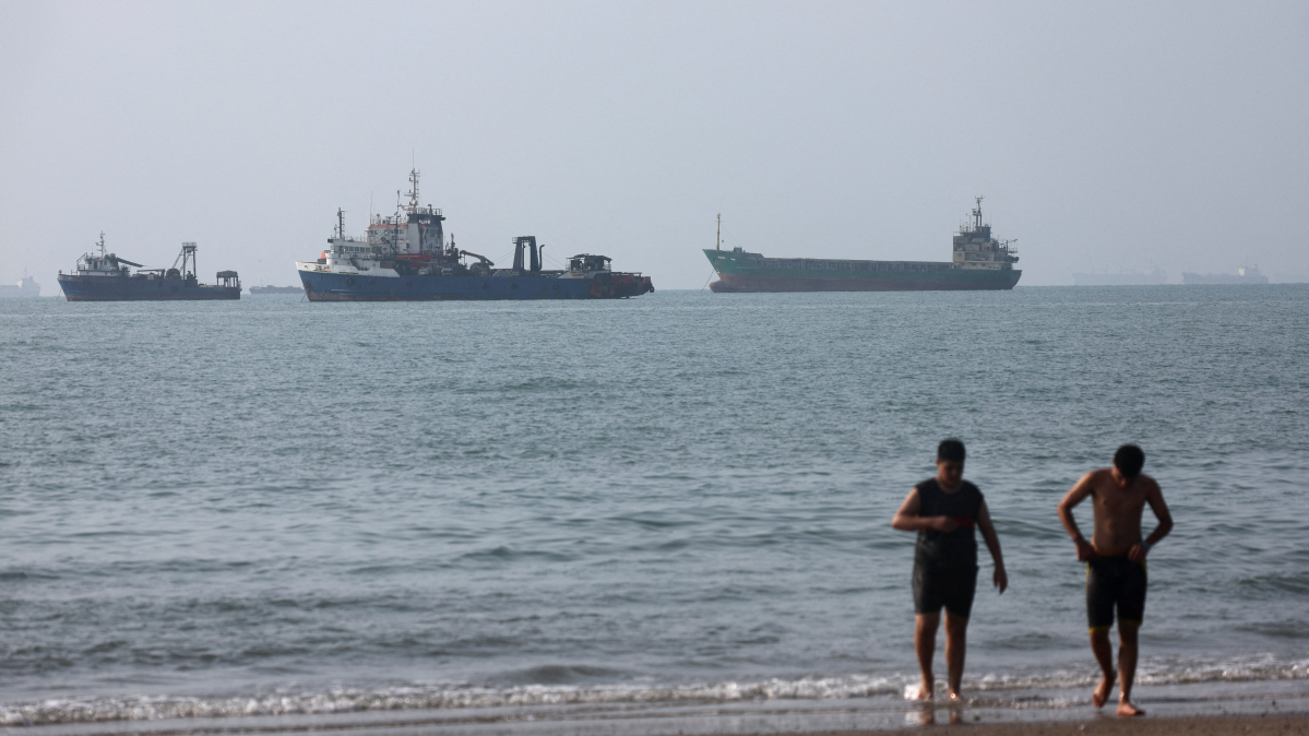 Qatar: World faces 'industrial catastrophe' due to Hormuz closure