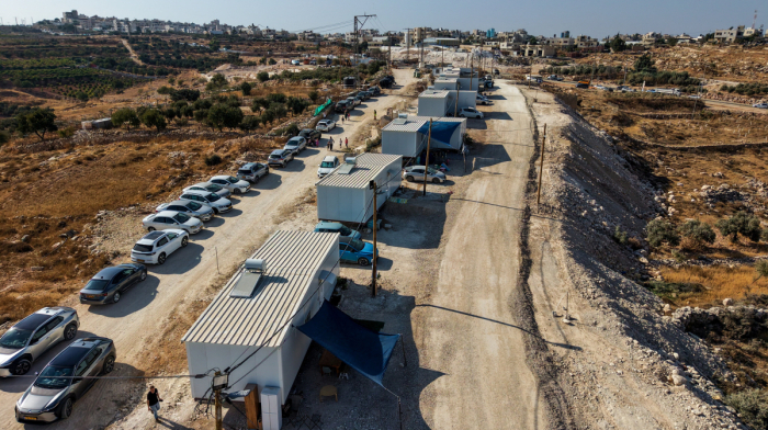 UK to ban trade with Israeli settlements in West Bank