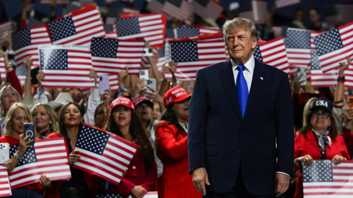 Trump promises $5,000 payout to U.S. adults if Republicans win mid-term elections