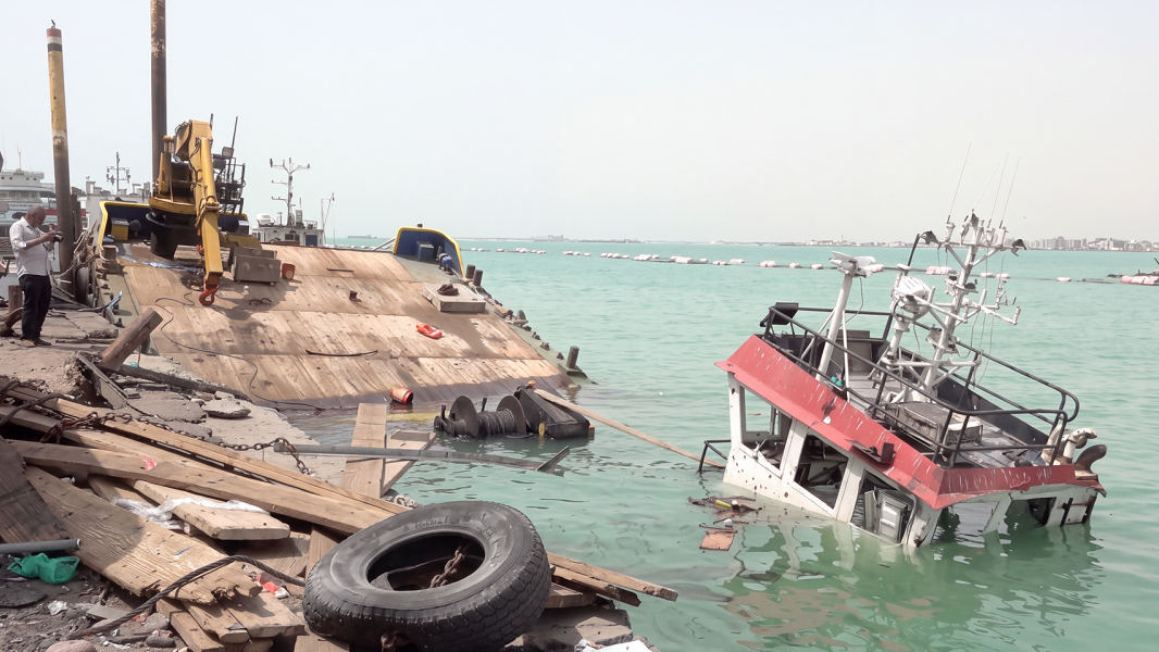 Saudi Arabia Caught Between Hormuz Disruption and Houthi Threat