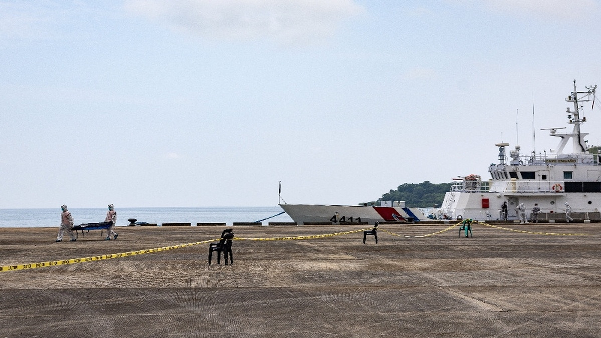 Philippines ferry fire death toll rises to 76 as 13 remain missing