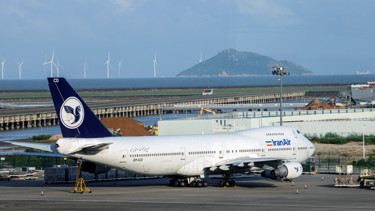 Georgia moves to comply with U.S. sanctions on Iranian airlines, drawing backlash from Tehran
