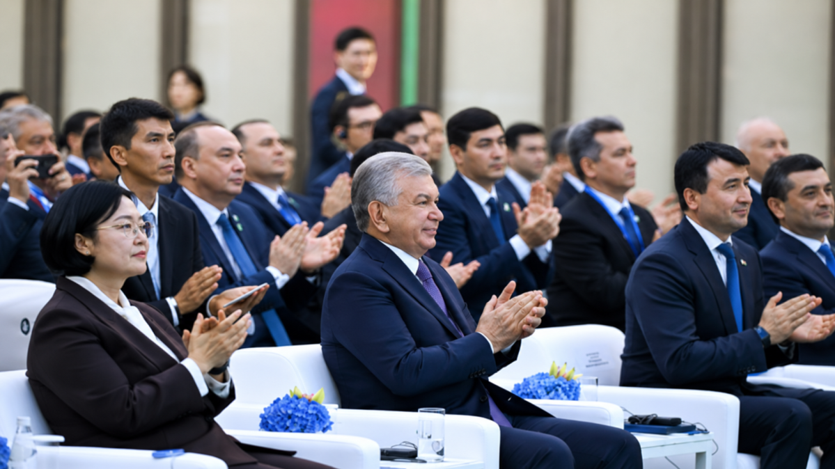 Mirziyoyev pushes investment and technology ties during South Korea visit