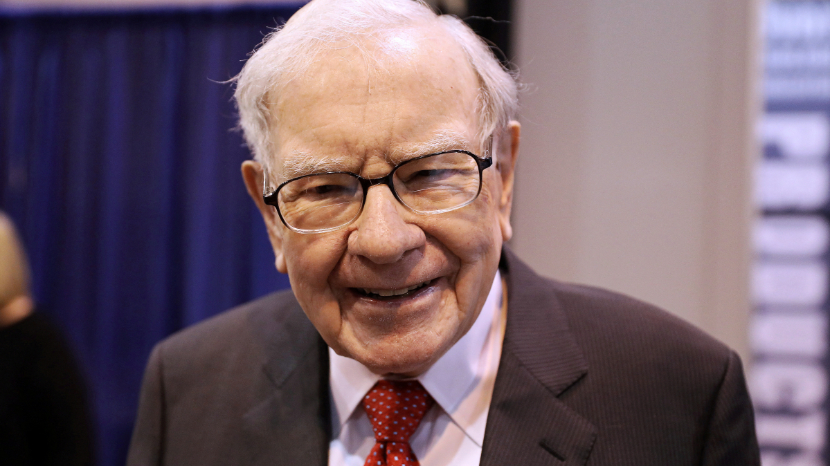 End of an Era: Warren Buffett steps down as Berkshire Hathaway chairman