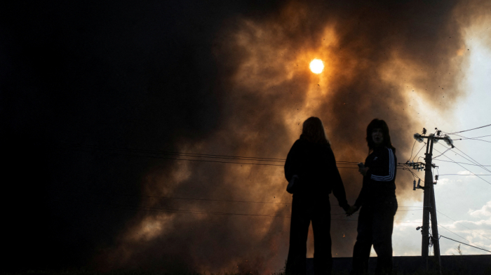 Russian strikes kill at least 1 in northeast Ukraine