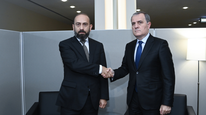 Foreign ministers of Azerbaijan and Armenia meet at UN General Assembly in New York