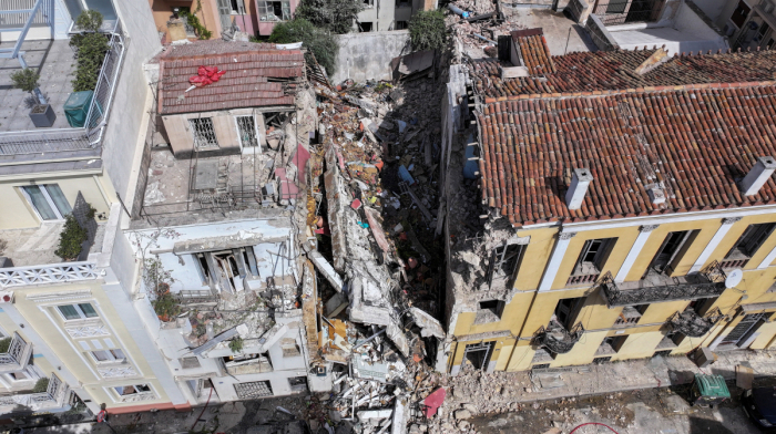 One killed, five missing after explosion destroys building in Athens