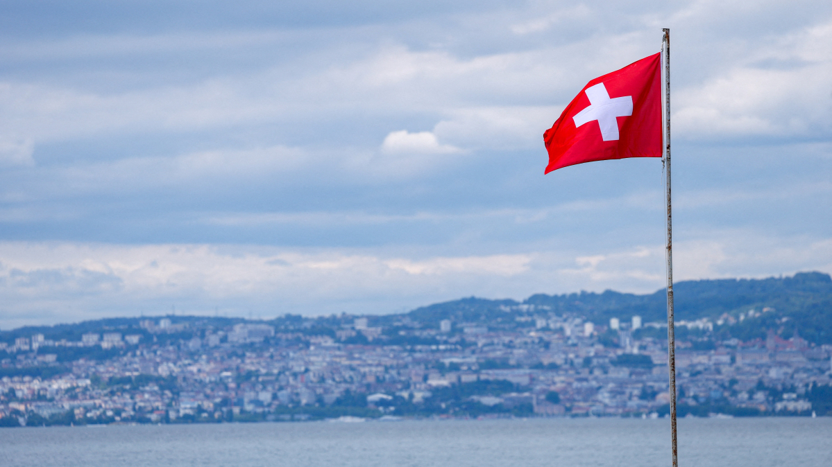 Swiss voters overwhelmingly reject stricter neutrality rules