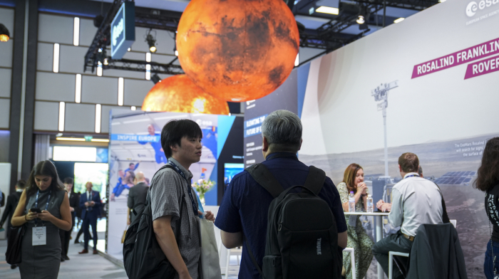 Space industry leaders converge on Antalya for 2nd day of astronautical congress