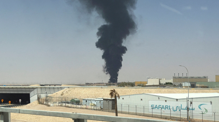 Yemen’s Houthis warn airlines and travellers against using Saudi airports