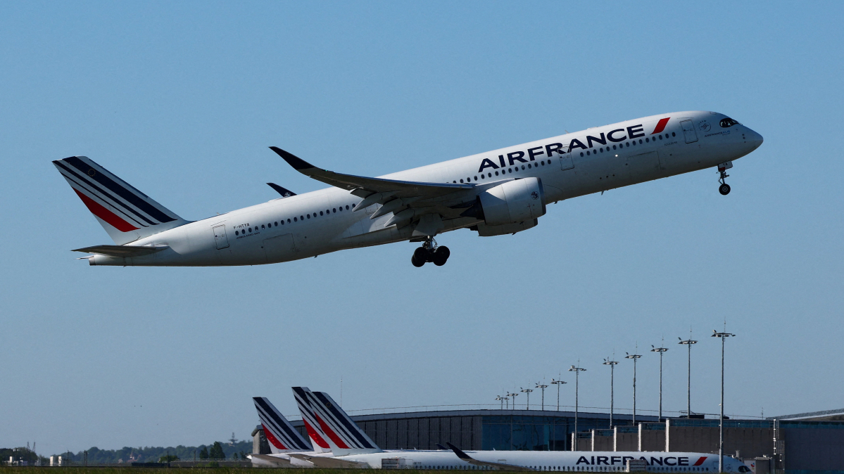 Air France reportedly restricts crew nationalities on flights to Israel