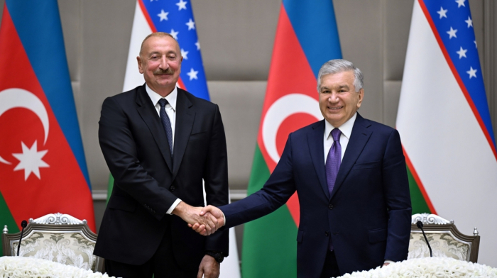 Uzbekistan and Azerbaijan deepen economic ties as Mirziyoyev visits Baku