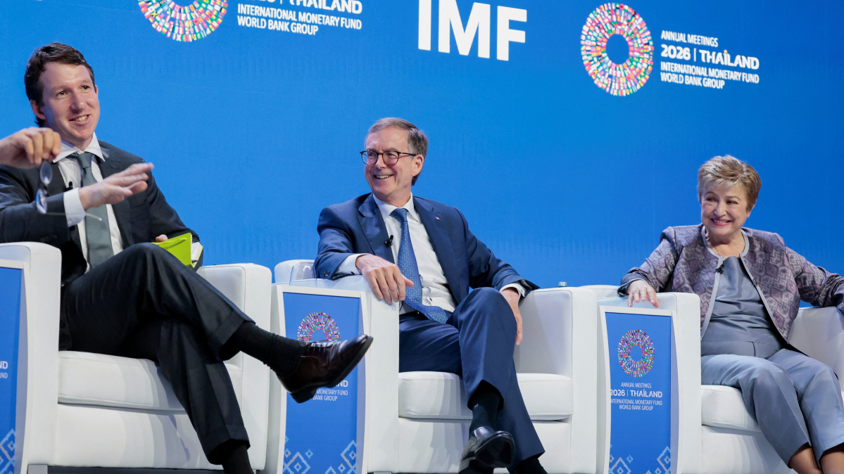 Delegates stage walk out during Russian minister’s IMF speech