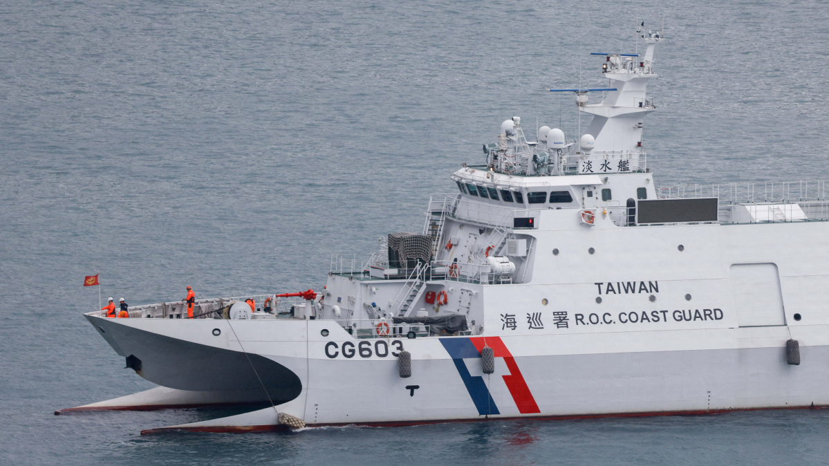 China tracks U.S. warship as Taiwan reports separate standoff