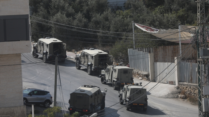 Israeli army extends Hebron siege into second day