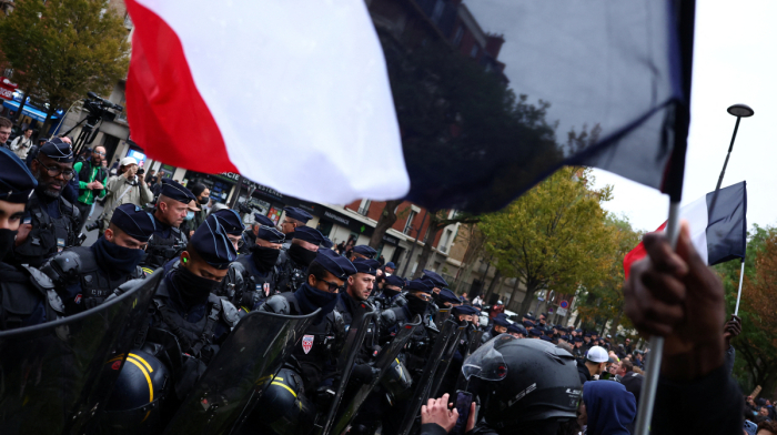 135 arrested as 35,000 gather for second nationwide protests in France