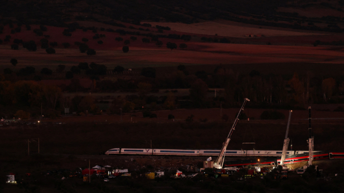 Spain train crash: Renfe train travelling at up to 200 kph despite 40 kph safety protocol